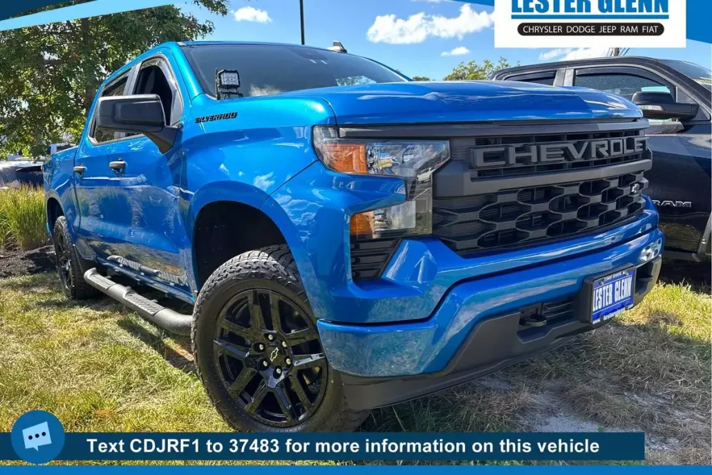 2022 Chevrolet Silverado 1500 Custom photo 1