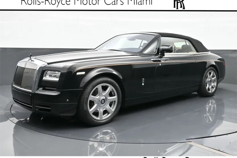 2015 Rolls Royce Phantom Drophead Coupe photo 1