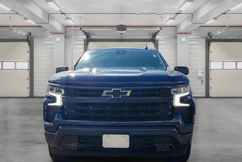 2023 Chevrolet Silverado 1500 RST photo 1