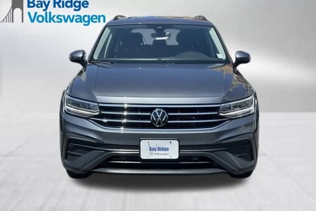 2024 Volkswagen Tiguan S photo 1