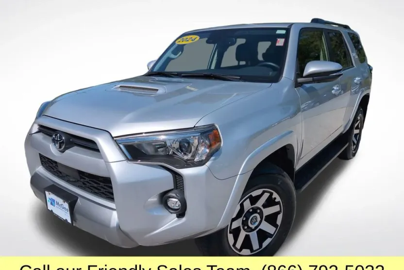 2024 Toyota 4Runner TRD Off-Road Premium photo 1