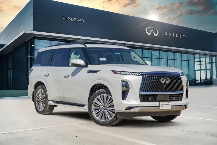 2026 Infiniti QX80 Luxe photo 1