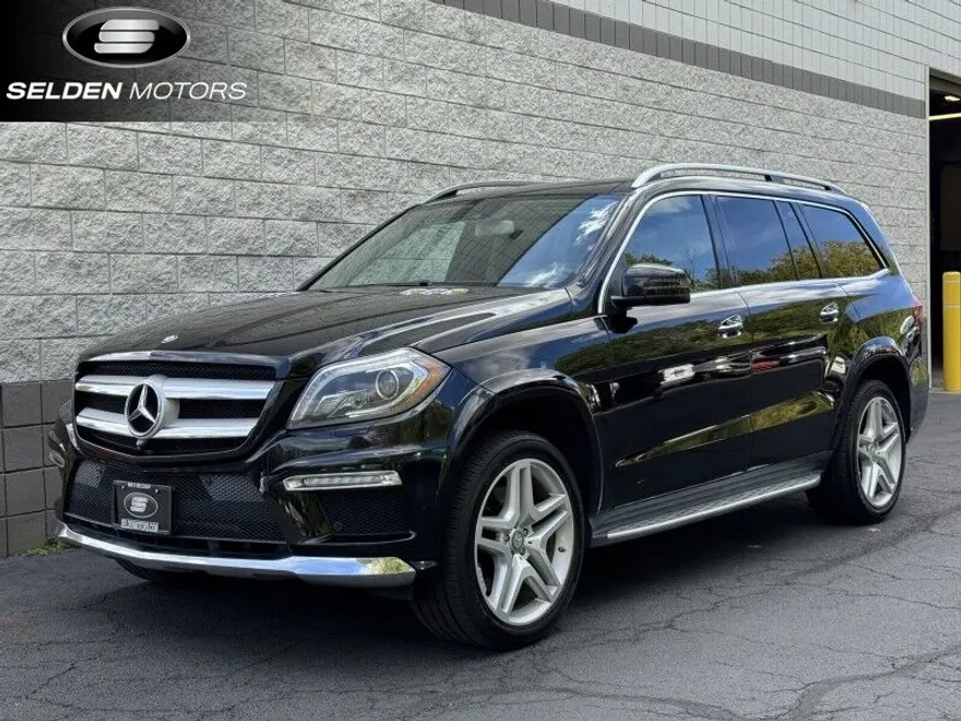 2015 Mercedes Benz GL 550 photo 1