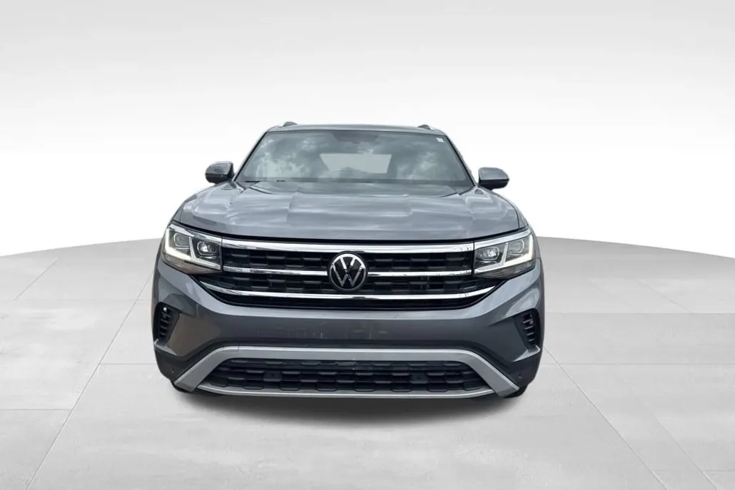 2023 Volkswagen Atlas Cross Sport V6 SE Technology photo 1