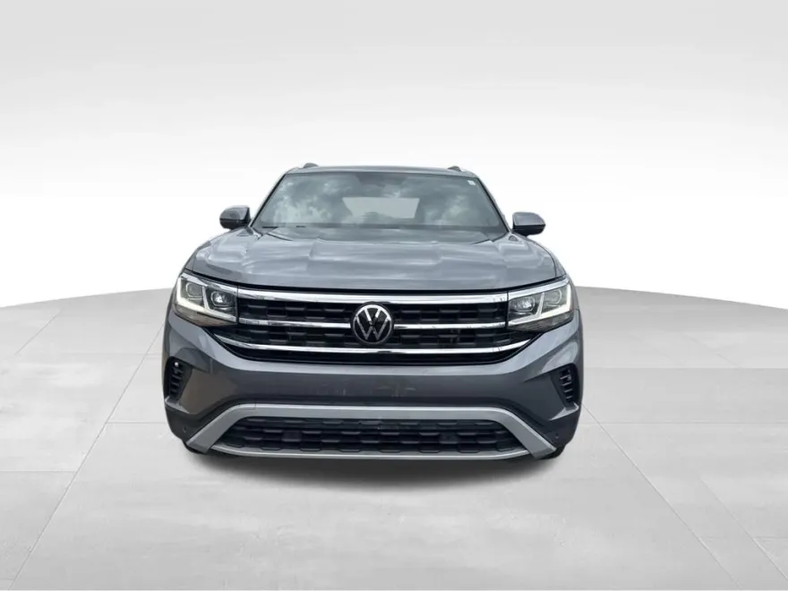 2023 Volkswagen Atlas Cross Sport V6 SE Technology photo 1