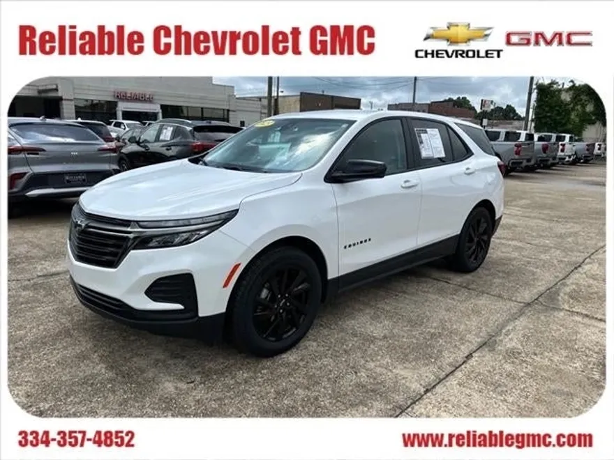 2023 Chevrolet Equinox LS photo 1