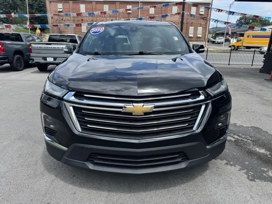2022 Chevrolet Traverse Cloth photo 1