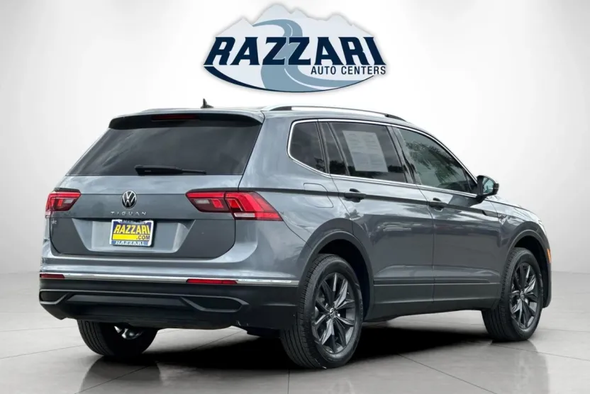 2024 Volkswagen Tiguan SE Wolfsburg Edition photo 1