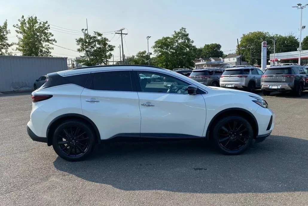 2024 Nissan Murano SV photo 1