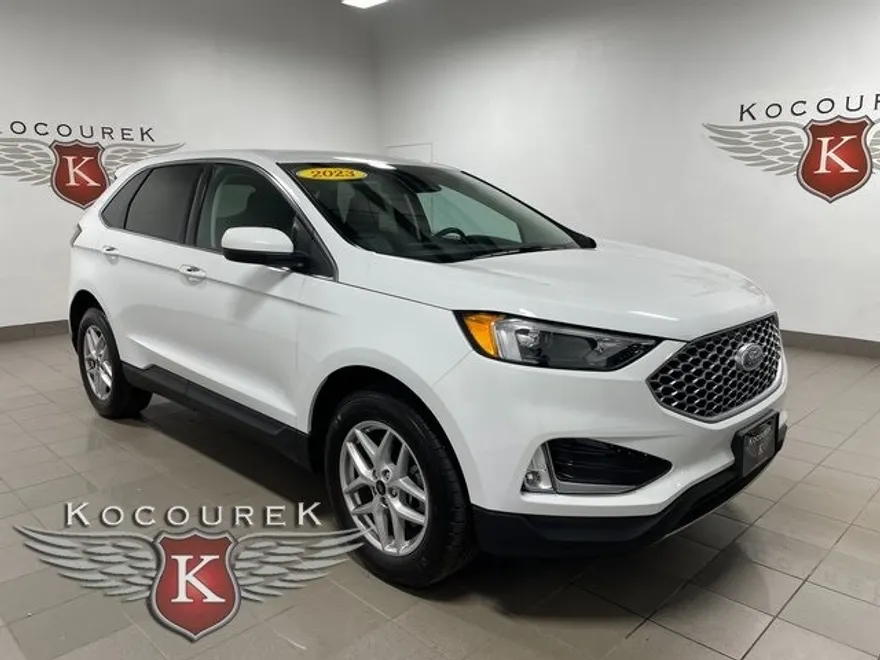 2023 Ford Edge SEL photo 1