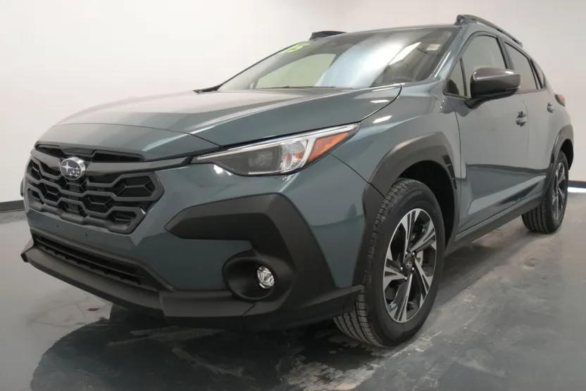 2025 Subaru Crosstrek Premium photo 1