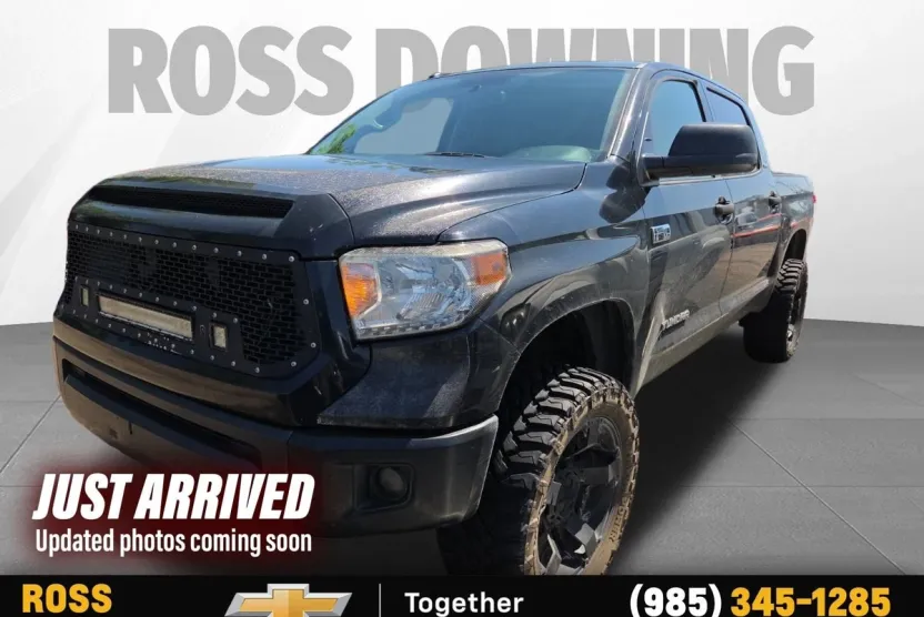 2014 Toyota Tundra SR5 photo 1