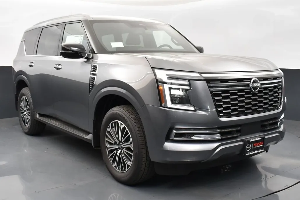 2025 Nissan Armada SL photo 1
