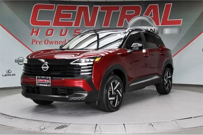 2025 Nissan Kicks SV photo 1