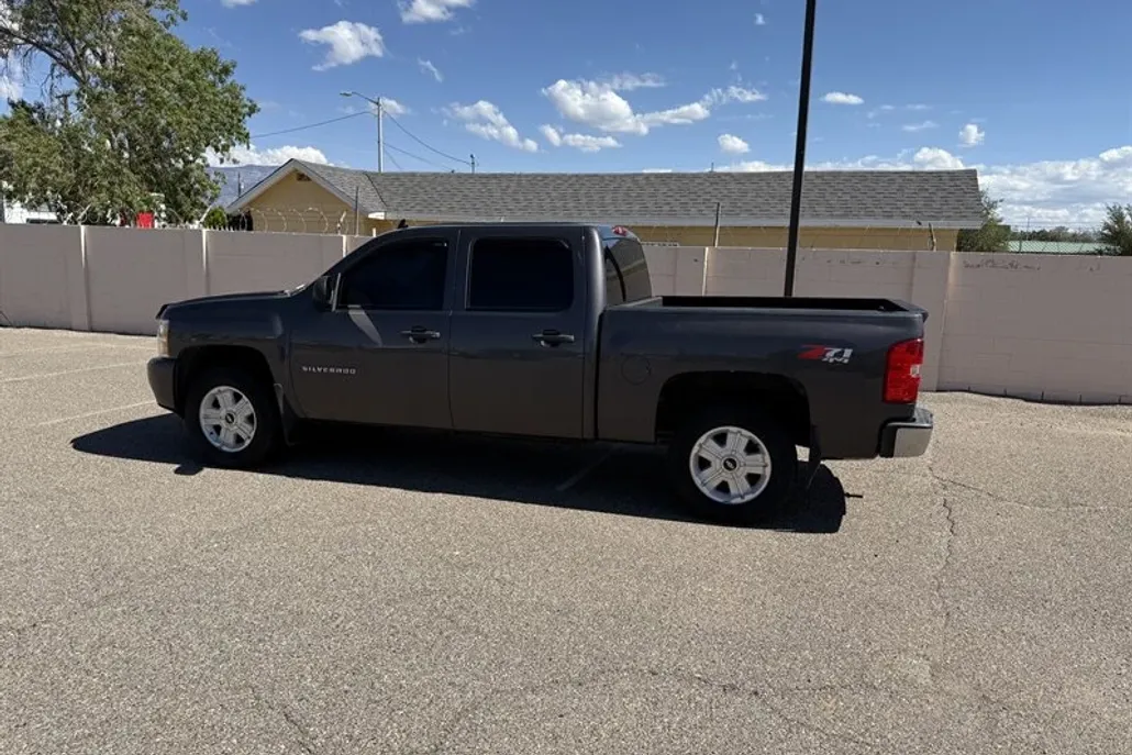 2011 Chevrolet Silverado LTZ photo 1