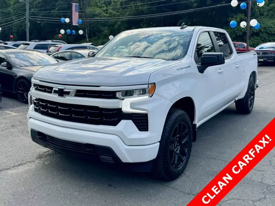 2024 Chevrolet Silverado 1500 RST photo 1