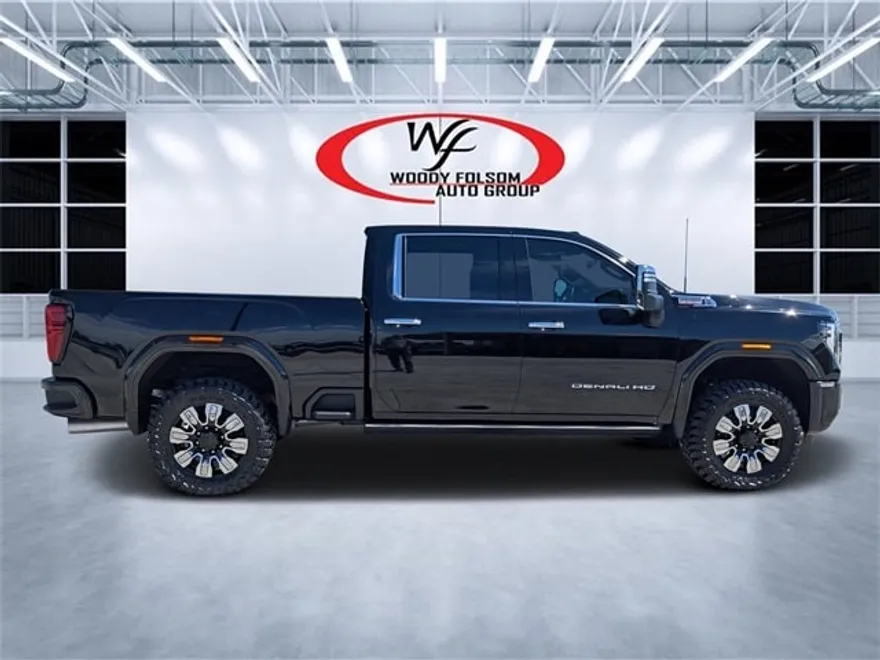2024 Gmc Sierra 2500 HD Denali photo 1