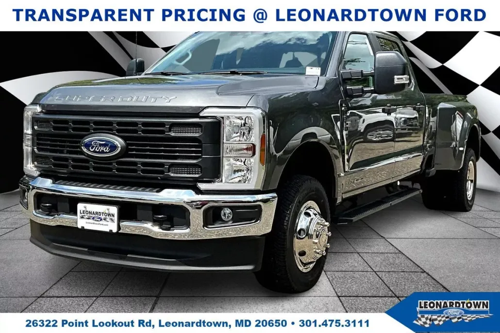 2025 Ford F-350 XL photo 1
