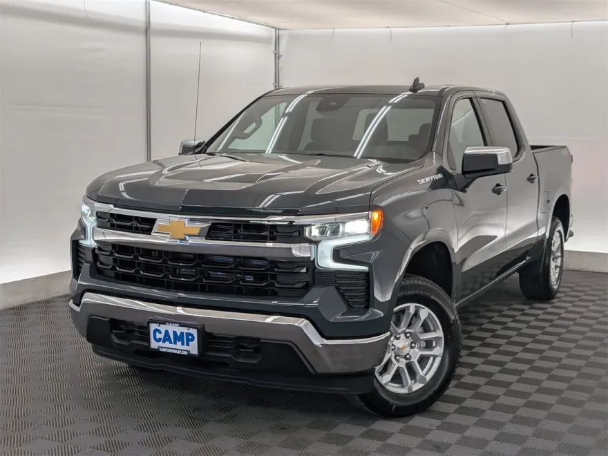 2025 Chevrolet Silverado 1500 LT photo 1