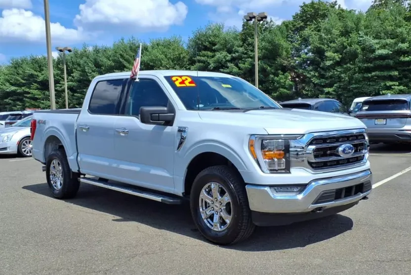 2022 Ford F-150 XLT photo 1