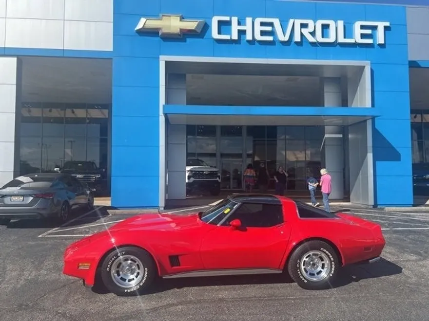 1981 Chevrolet Corvette photo 1