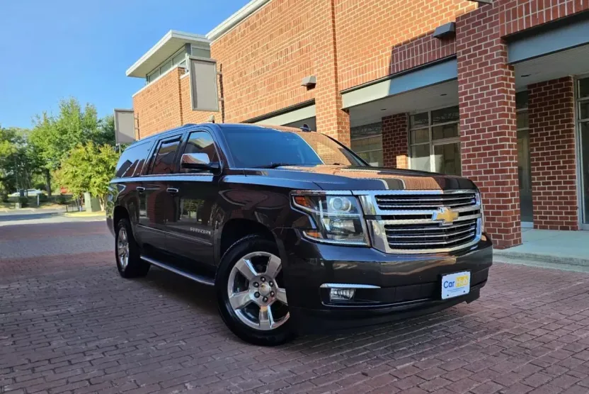 2016 Chevrolet Suburban LTZ photo 1