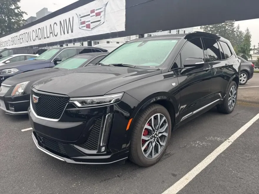 2022 Cadillac XT6 Sport photo 1