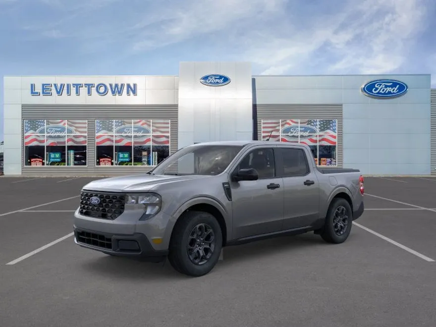 2025 Ford Maverick XLT photo 1