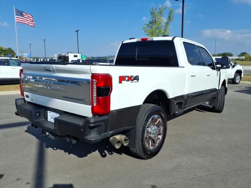 2024 Ford F-350 photo 1