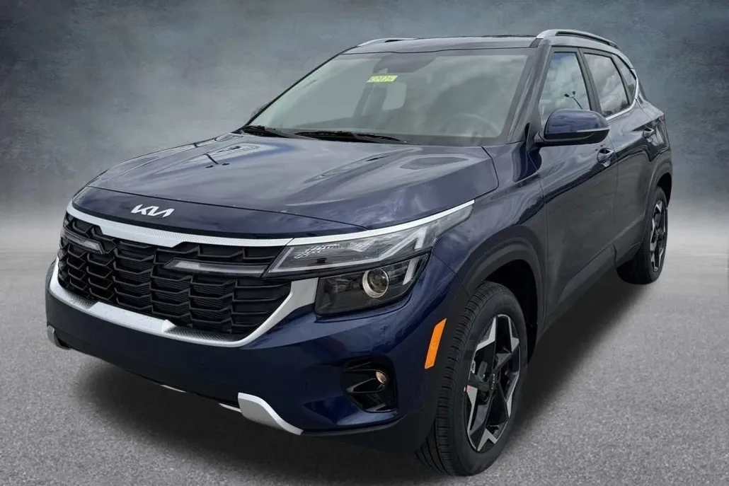 2025 Kia Seltos EX photo 1