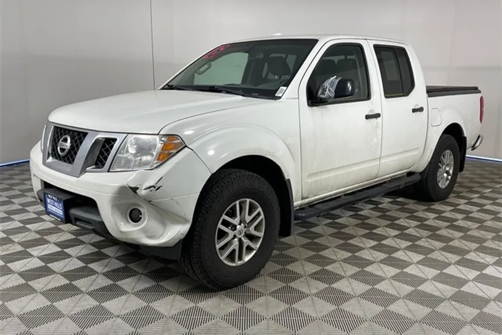 2016 Nissan Frontier SV photo 1
