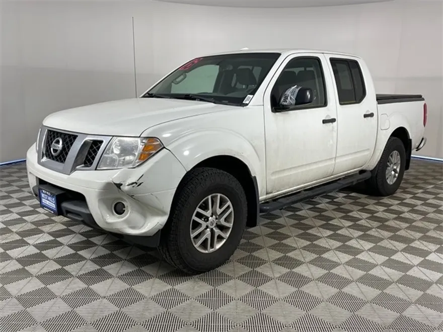 2016 Nissan Frontier SV photo 1