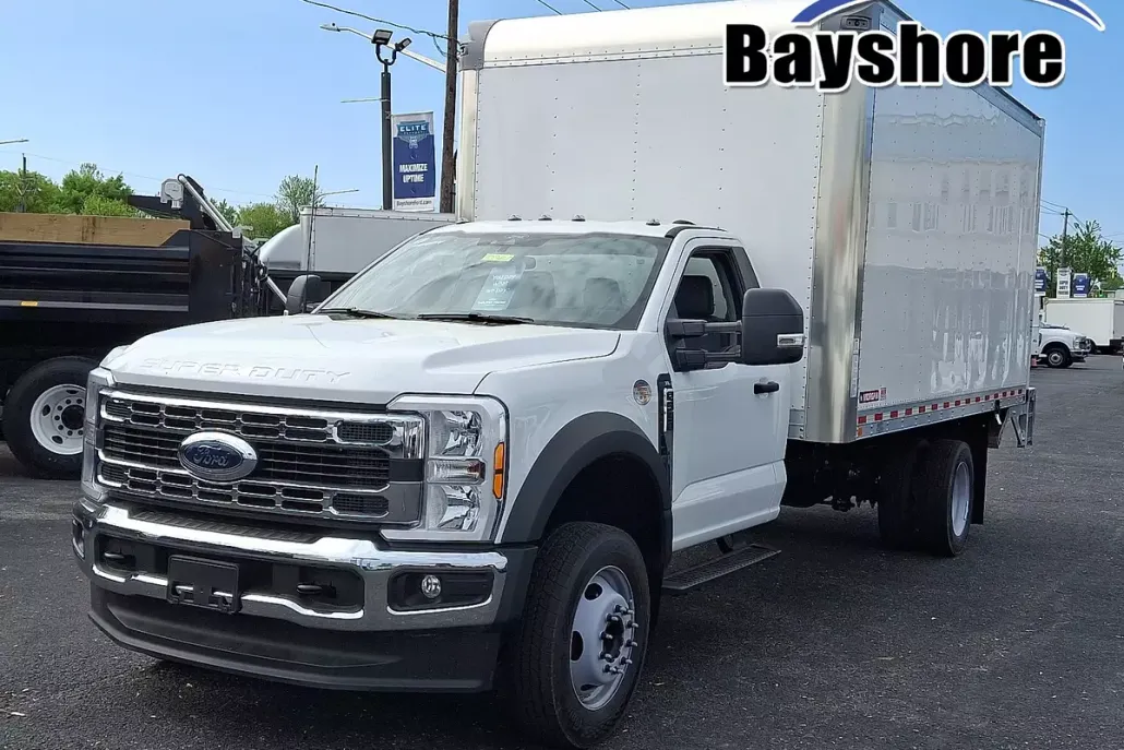 2025 Ford F-550 XL photo 1