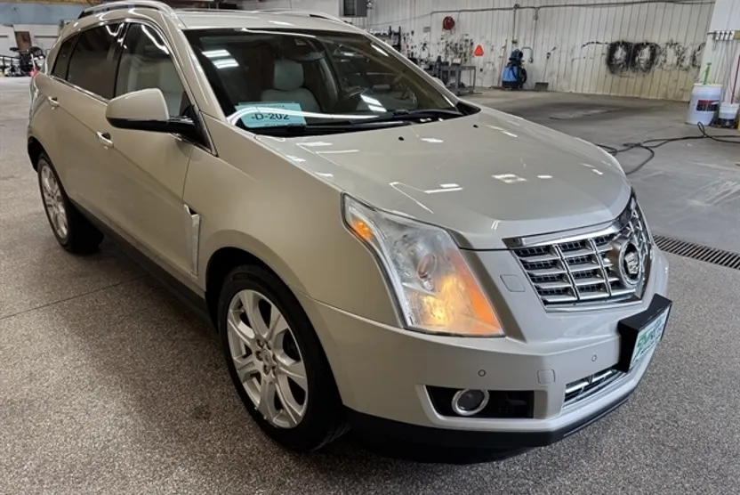 2013 Cadillac SRX Performance photo 1
