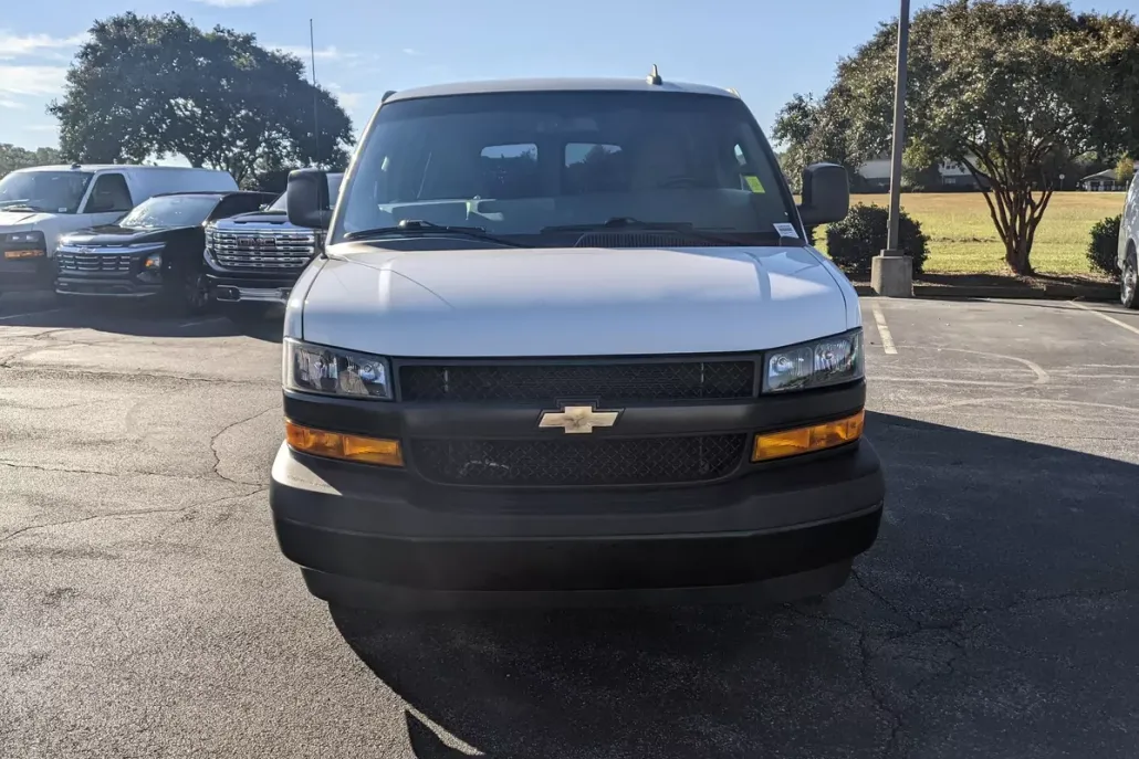 2021 Chevrolet Express Cargo Van photo 1