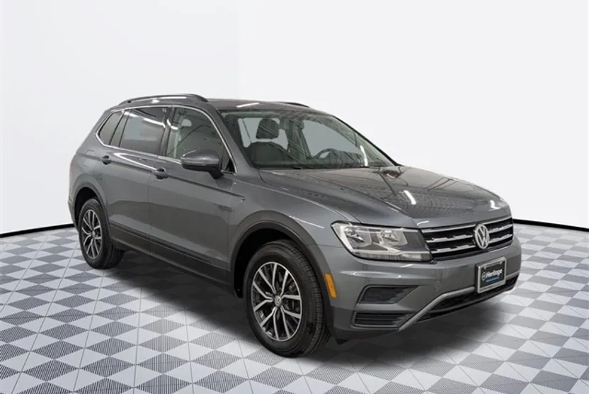 2019 Volkswagen Tiguan SE photo 1