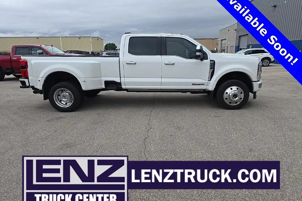 2024 Ford F-450 photo 1