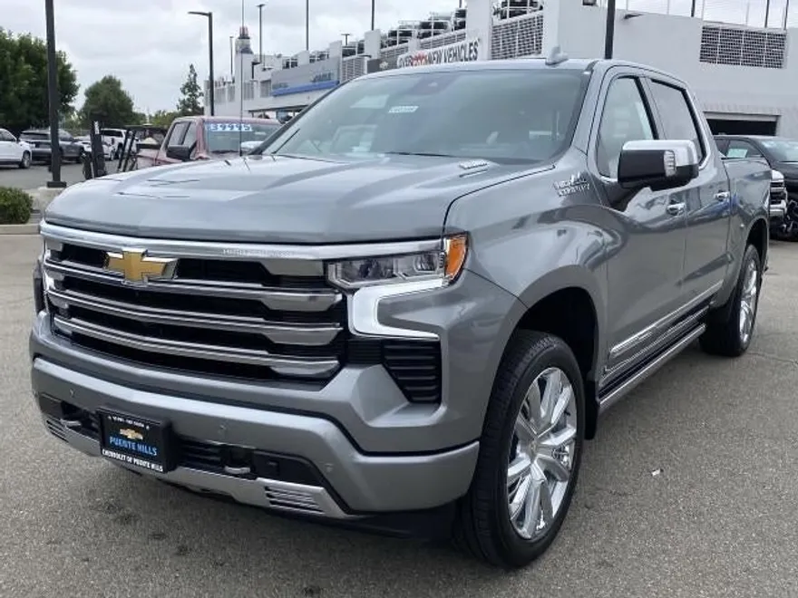 2026 Chevrolet Silverado 1500 High Country photo 1
