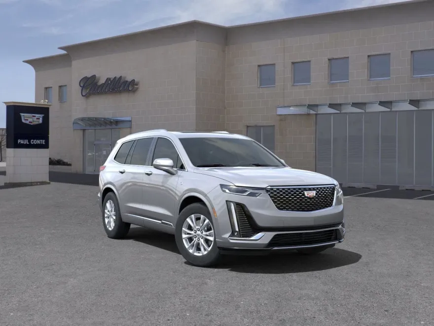 2025 Cadillac XT6 Luxury photo 1