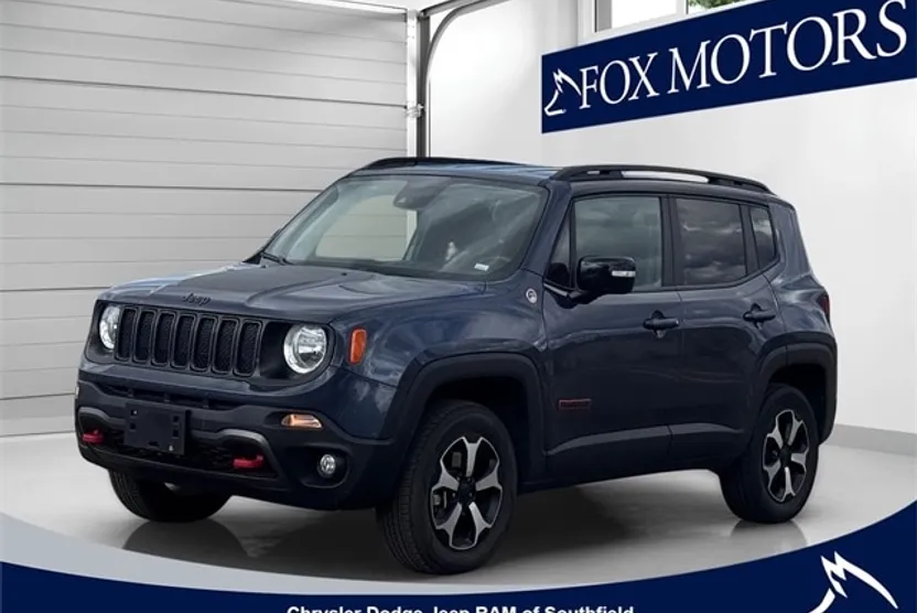 2022 Jeep Renegade Trailhawk photo 1