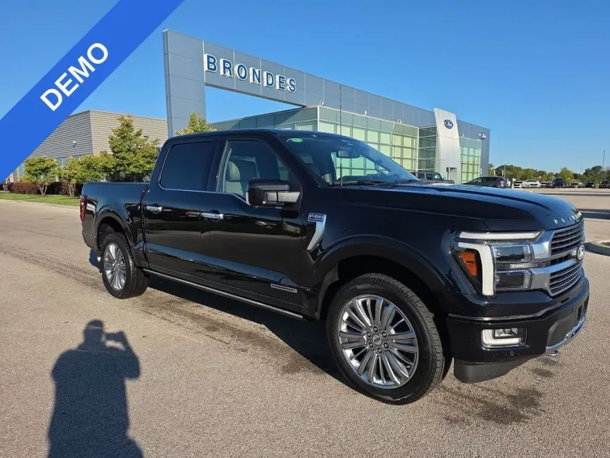 2024 Ford F-150 Platinum photo 1