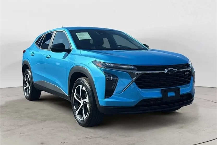 2025 Chevrolet Trax photo 1