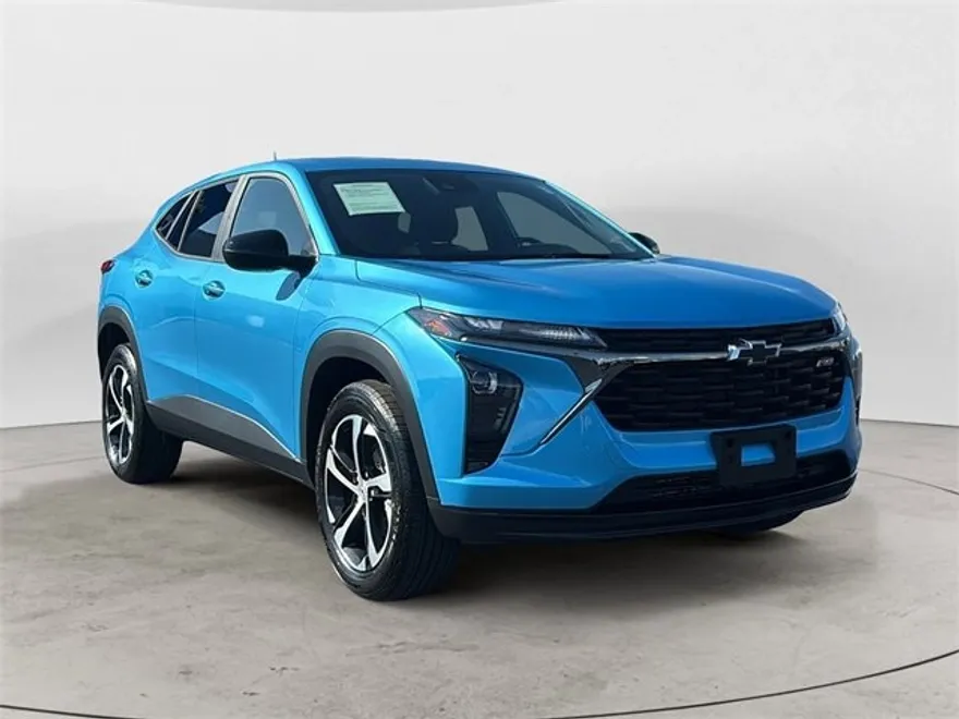 2025 Chevrolet Trax photo 1