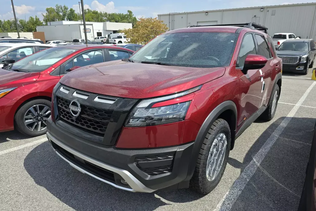 2025 Nissan Pathfinder Rock Creek photo 1