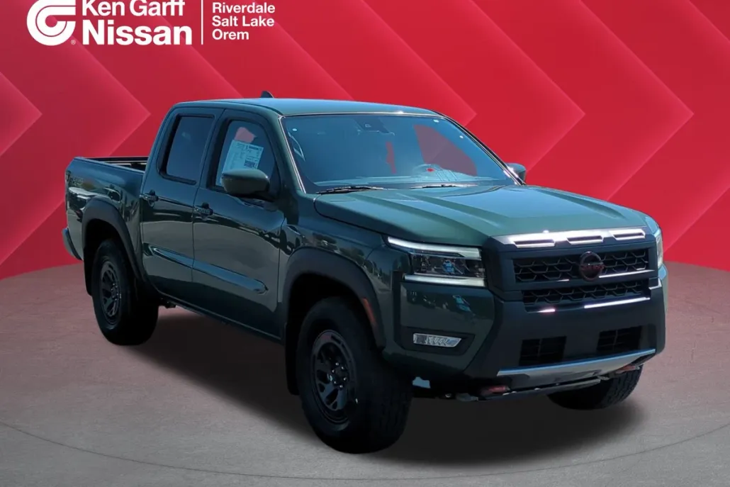 2025 Nissan Frontier PRO-4X photo 1