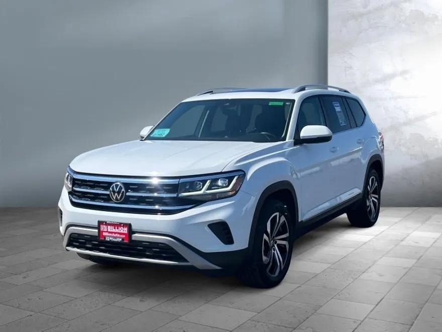 2022 Volkswagen Atlas SEL photo 1
