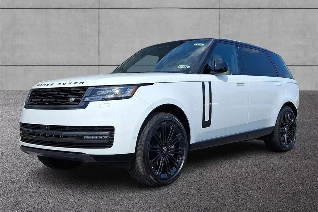 2025 Land Rover Range Rover SE photo 1