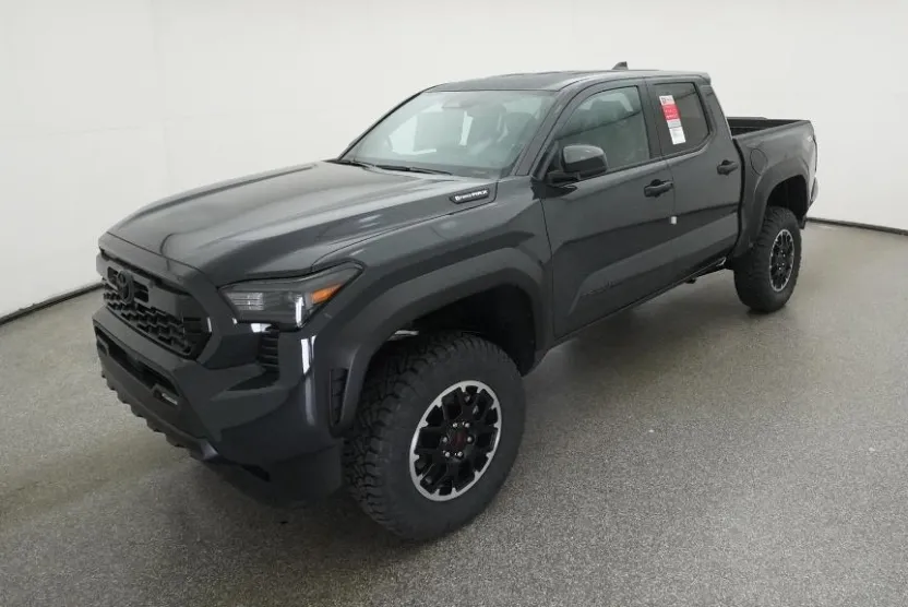 2025 Toyota Tacoma TRD Off-Road photo 1