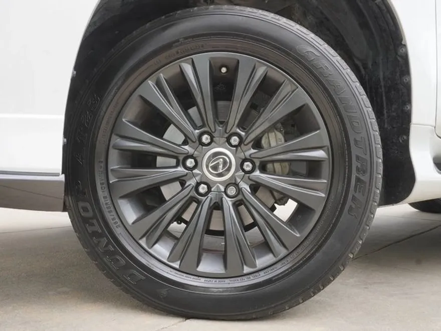 2023 Lexus GX 460 Luxury photo 1