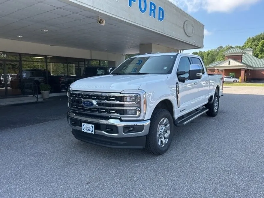 2025 Ford F-350 photo 1